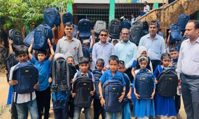 লক্ষ্মীপুরে ৪ হাজার শিক্ষার্থীর মাঝে শিক্ষা সামগ্রী বিতরণ
