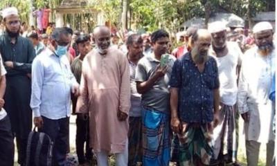সাদুল্লাপুরে কবর থেকে বৃদ্ধার মরদেহ উত্তোলন