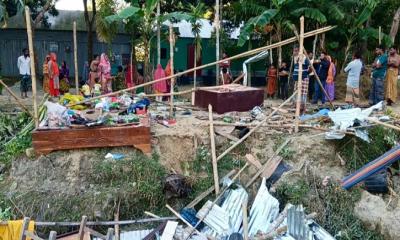 ঝিনাইগাতীতে প্রতিপক্ষের হামলায় বসতবাড়ি ভাঙচুর ও লুটপাট, আহত ৫