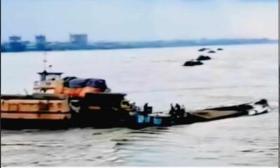 কালুরঘাটে বালুবাহী বাল্কহেডের সঙ্গে ফেরির সংঘর্ষ