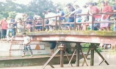 বাউফলে ব্রিজের সঙ্গে ধাক্কা লেগে শ্রমিকের দেহ থেকে মাথা বিচ্ছিন্ন