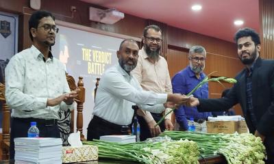 পবিপ্রবির আইন অনুষদের নবীন বরণ ও বিতর্ক প্রতিযোগিতা অনুষ্ঠিত