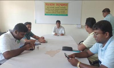 জমি দখলের মিথ্যা অভিযোগের প্রতিবাদে পঞ্চগড়ে সংবাদ সম্মেলন
