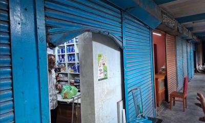 এক রাতে তিন ব্যবসা প্রতিষ্ঠান ও দুই বাড়িতে চুরি