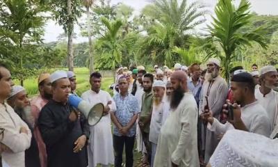 মোরেলগঞ্জে শ্রমিকদল নেতার পিতার মৃত্যুর খবরে ঢাকা থেকে ছুটে এলেন বিএনপি নেতা