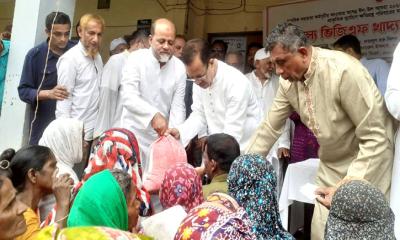 কালীগঞ্জে ভিজিএফের চাল বিতরণ উদ্বোধন করেন এমপি ফজলুল হক মিলন