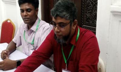 ভোট গ্রহণে অনিয়ম, কার্জন হলের পোলিং অফিসার প্রত্যাহার