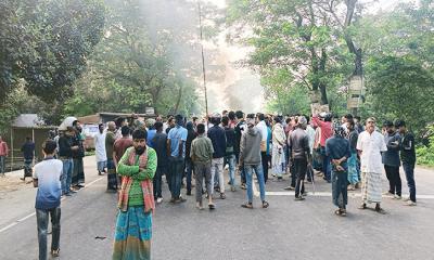 ঢাকা–খুলনা মহাসড়ক অবরোধ, যান চলাচল বন্ধ