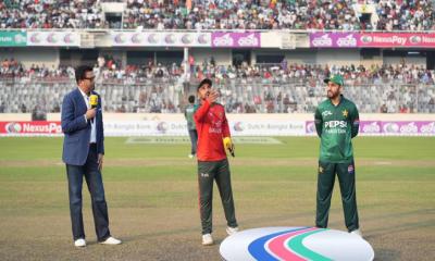 টস জিতে ফিল্ডিংয়ে বাংলাদেশ