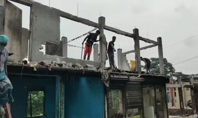 কোটালীপাড়ায় উচ্ছেদের আগেই দোকান সরিয়ে নিয়েছেন শতাধিক ব্যবসায়ী