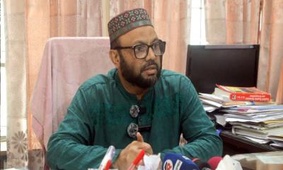 নারী শিক্ষার্থীর পোশাক নিয়ে ইবি শিক্ষকের আপত্তিকর মন্তব্যের অডিও ফাঁস