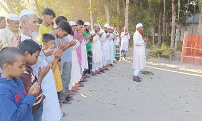 সড়ক দুর্ঘটনায় নিহত শিক্ষকের পরিবারের পাশে জামায়াতে ইসলামী