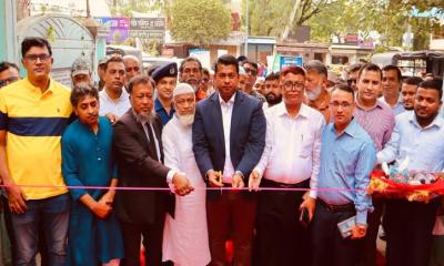 নারায়ণগঞ্জে তিন দিনব্যাপী ভূমি মেলা’র উদ্বোধন করলেন জেলা প্রশাসক জাহিদুল ইসলাম মিঞা