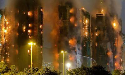 হংকংয়ে আবাসিক ভবনে ভয়াবহ অগ্নিকাণ্ডে নিহত ১৩