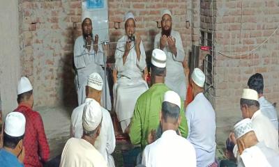 সদরপুরে মহররম মাসের করণীয় ও বর্জনীয় শীর্ষক আলোচনা ও দোয়া মাহফিল অনুষ্ঠিত