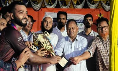 ইউনাইটেড ফোরটিন আন্ত:বিভাগ ফুটবল টুর্নামেন্ট চ্যাম্পিয়ন পদার্থবিজ্ঞান