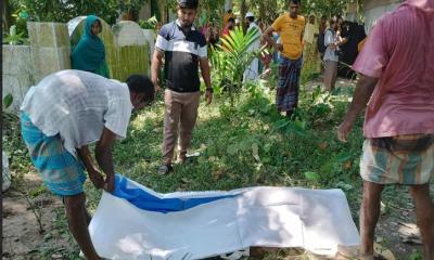 জামালপুরে আট মাস পর সাংবাদিক নূরুল হকের মরদেহ উত্তোলন