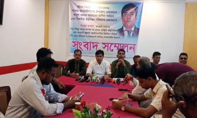 ভালুকায় আওয়ামী সমর্থিত চেয়ারম্যানের অপসারণ দাবিতে সংবাদ সম্মেলন
