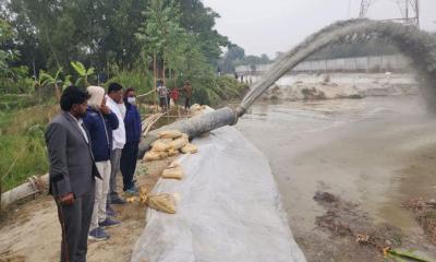 লৌহজংয়ের শিমুলিয়া ঘাটে অবৈধ ভরাটকাজ বন্ধ করল উপজেলা প্রশাসন