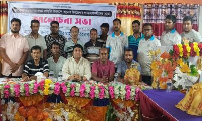 তানোরে সাংবাদিকদের সঙ্গে ব্যারিস্টার মাহফুজুর রহমান মিলনের মতবিনিময়