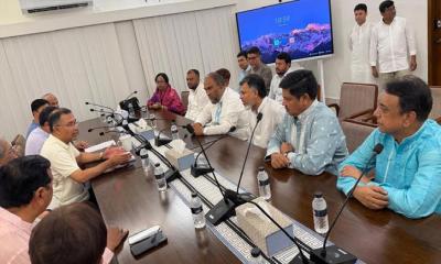 পরিচ্ছন্নতাকর্মীদের প্রধানমন্ত্রীর ঈদ উপহার