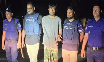 পলাশে নারী যাত্রীকে ধর্ষণ, চালক গ্রেপ্তার