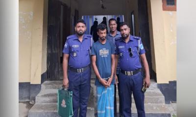 চরভদ্রাসনে তিন সন্তানের জননী এক গৃহবধুকে ধর্ষন : ধর্ষক গ্রেফতার