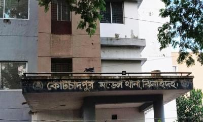 ছাগলের জন্য পাতা ভাঙতে গিয়ে বিদ্যুৎস্পৃষ্ট হয়ে গাছে ঝুলছিল হযরত আলীর লাশ