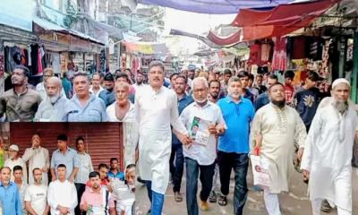 মোরেলগঞ্জ পৌর এলাকায় ধানের শীষের পক্ষে আসাদুজ্জামান মিলনের গণসংযোগ
