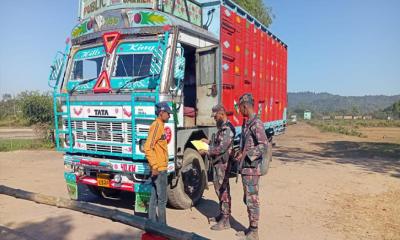 ওসমান হাদির ওপর হামলার পর সীমান্তে বিজিবির কড়া নিরাপত্তা