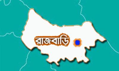 চুরি ও আপত্তিকর ভিডিও ধারণের অভিযোগের জেরে আরও একটি মামলা দায়ের