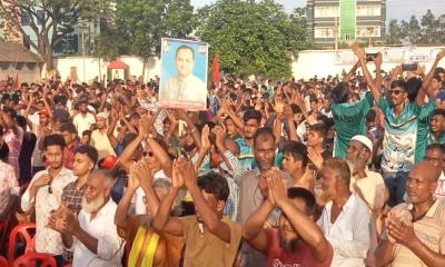 লালপুরে বিএনপির তারুণ্যের সমাবেশে জনতার ঢল
