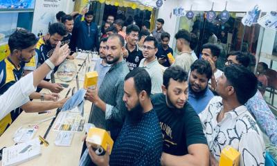ক্রেতাদের মাঝে ব্যাপক সাড়া ফেলেছে রিয়েলমি নোট ৭০!