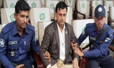 যশোর সার্কিট হাউস থেকে ভুয়া অতিরিক্ত সচিব আটক
