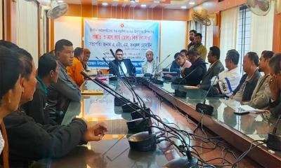 বড়দিন উপলক্ষে কালিয়াকৈরে খ্রিস্টানদের মাঝে চাল বিতরণ