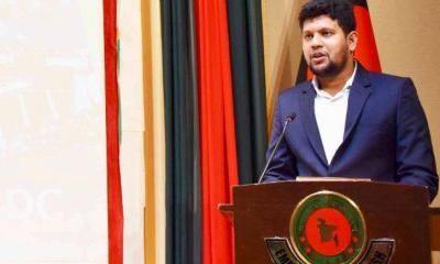 ফ্যাসিস্ট হাসিনার নিপীড়ন ও নৃশংসতার প্রতিবাদে জেগে উঠেছিল শিক্ষার্থী-জনতা: মাহফুজ আলম