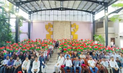 ৪ শতাধিক নবীন শিক্ষার্থীদের বরণ করে নিলো পাবিপ্রবি ছাত্রদল