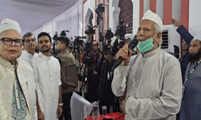 জাতীয় ঈদগাহে ঈদের নামাজে অংশ নিলেন প্রধান উপদেষ্টা
