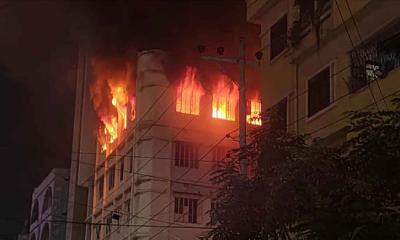 মিরপুরের কালশীতে বহুতল ভবনে আগুন, নিয়ন্ত্রণে ৬ ইউনিট