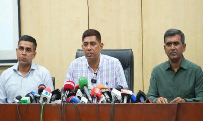 ‘লকডাউন নিয়ে আতঙ্কের কিছু নেই’ — ডিবি প্রধান