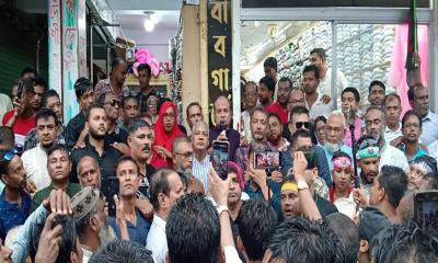 বৃষ্টিকে উপেক্ষা করে মোরেলগঞ্জে বিএনপির প্রতিষ্ঠাবার্ষিকী পালন
