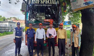 কুড়িগ্রামে বিআরটিএর সমন্বয়ে সড়কে যৌথ অভিযান