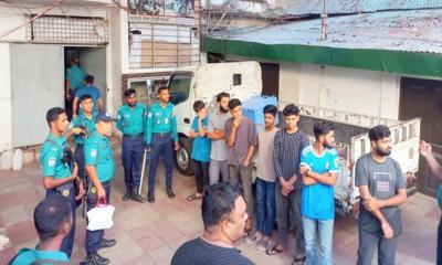 সাবেক শিক্ষামন্ত্রী নওফেলের বাসায় অভিযান, আটক ৭