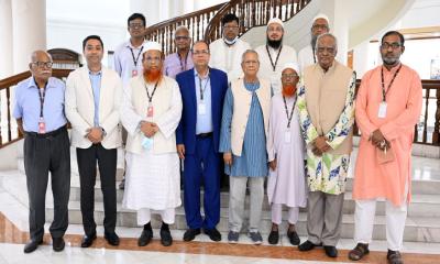 নির্বাচন ব্যাহত করার ষড়যন্ত্র প্রতিহত করতে ঐক্যবদ্ধ  থাকতে হবে : প্রধান উপদেষ্টা
