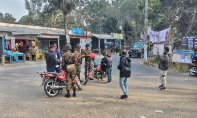 নির্বাচন সামনে রেখে চরভদ্রাসনের মেইন পয়েন্টে যৌথ বাহিনীর চেকপোস্ট