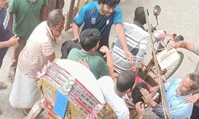 ঢাবির দুই হলের আতঙ্কিত শিক্ষার্থীদের নিচে লাফ, আহত ৩