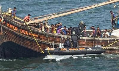 ৩ নৌকাসহ ৭৯ জেলেকে ধরে নিয়ে গেলো ভারতীয় কোস্টগার্ড