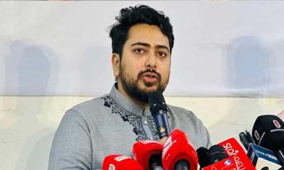 সরকার ক্রমশ ব্যর্থতার দিকে যাচ্ছে