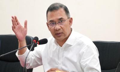 তোষামোদ নয়, জনগণের সামনে সত্য তুলে ধরতে হবে: প্রধানমন্ত্রী