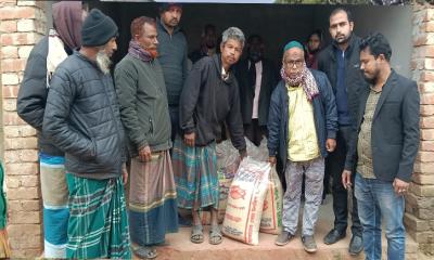 শ্রীবরদীতে বড়দিন উপলক্ষে গীর্জায় চাল বিতরণ
